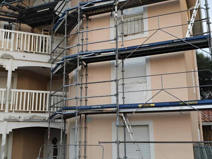 Ravalement de façade Carbonne